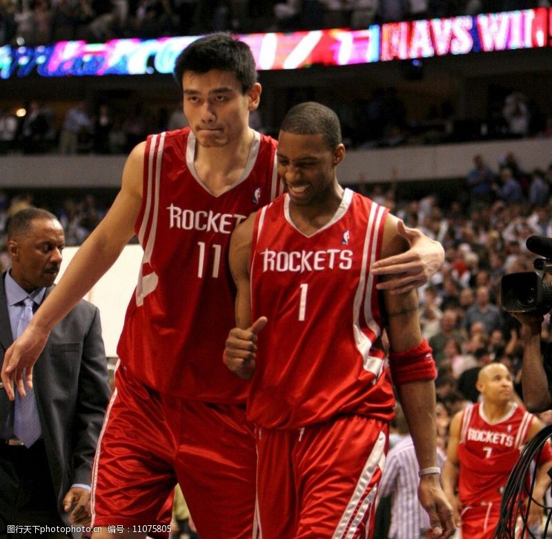 辽宁男篮三连胜王哲林状态火热（辽宁男篮豪取三连胜，王哲林火力全开）