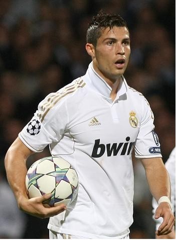 约基奇&戈登签售会背后的意义（解读约基奇与戈登签售活动的深层意义）