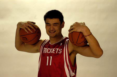 都体：尤文和那不勒斯为蒂亚戈-加布里埃尔和门多萨展开竞争（都体：尤文、那不勒斯争夺蒂亚戈-加布里埃尔与门多萨）