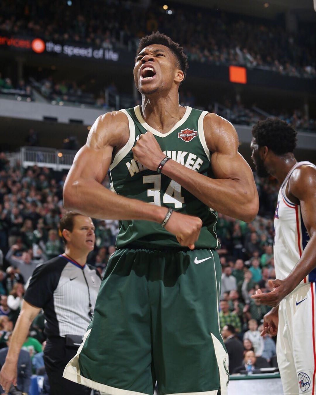 祝好，热刺队长，亚洲之光（致敬热刺队长，亚洲骄傲）