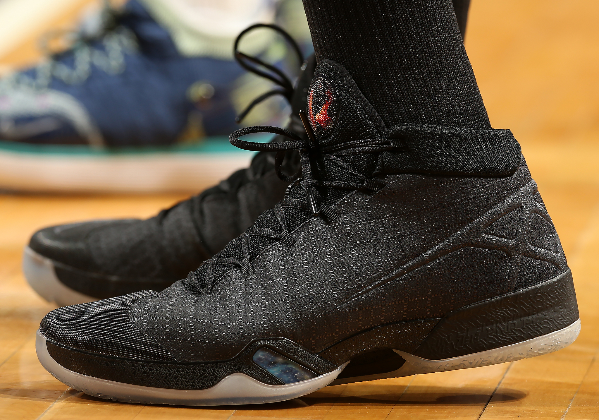 上次英超客战桑德兰，阿森纳依靠吉鲁替补梅开二度4-1胜（英超上次做客桑德兰，阿森纳凭吉鲁替补梅开二度4-1告捷）