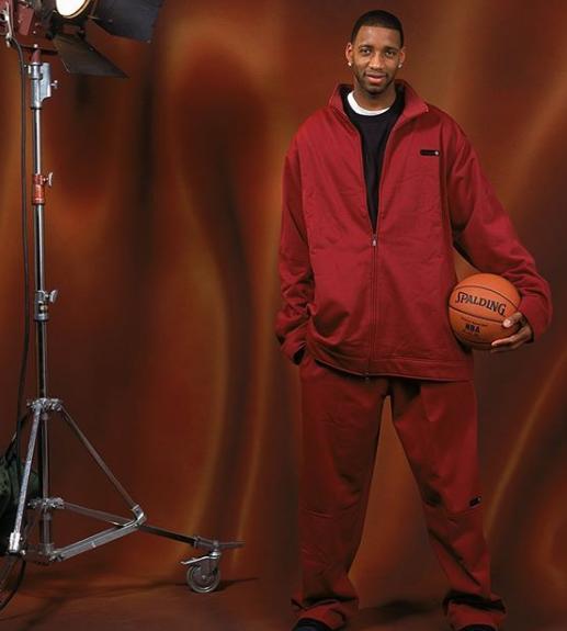 雷霆克星！马刺双杀雷霆豪取7连胜，文班亚马真能率领圣城重塑荣光吗？（马刺两胜雷霆豪取七连胜，文班亚马能否引领圣城再现辉煌？）