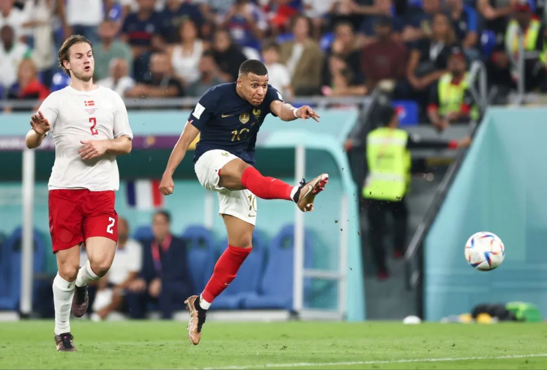 罗马诺：皇马高层仍完全信任阿隆索；切尔西没和罗德里戈接触（罗马诺：皇马高层依旧信任阿隆索；切尔西尚未接触罗德里戈）