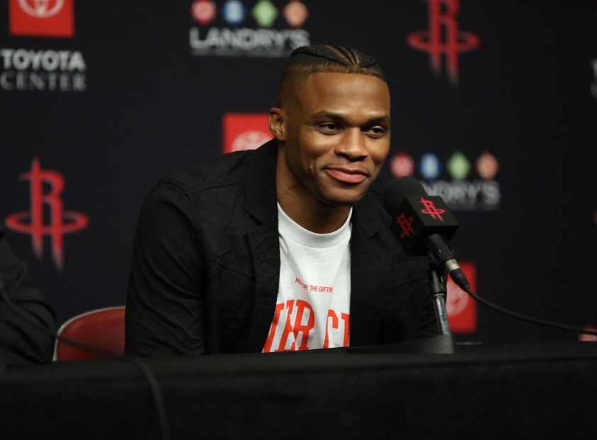 本世纪五大联赛参与百球最快TOP10：C罗70场第1，苏牙71场第2（本世纪五大联赛参与百球速度前十：C罗70场居首，苏亚雷斯71场次席）