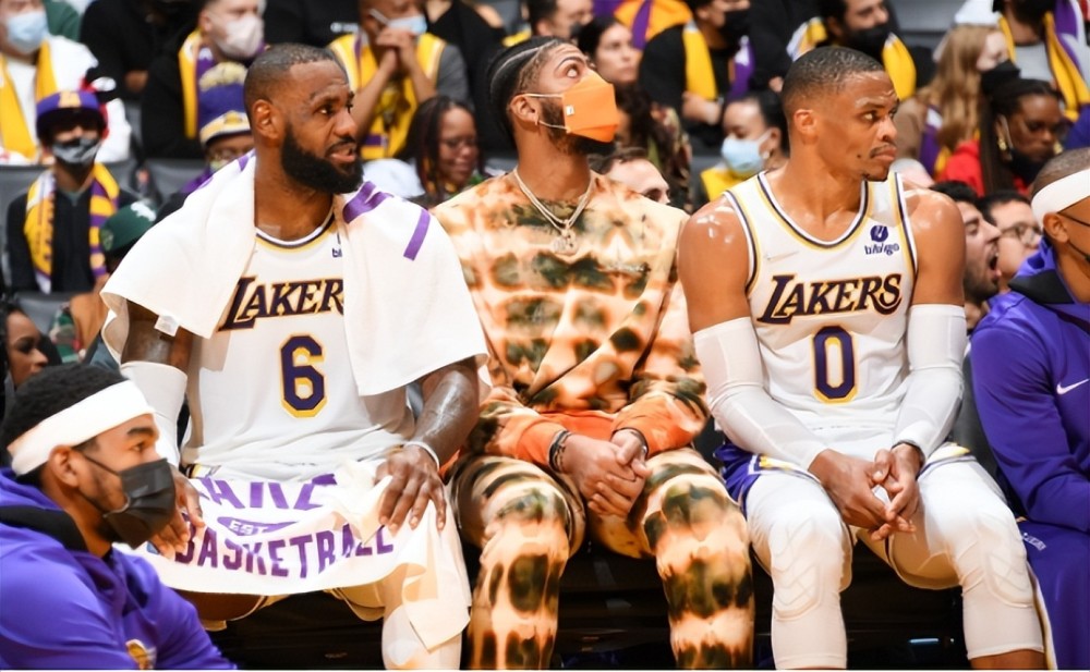 日媒：J联赛全明星明年6月回归，世界杯球员时间冲突无法参加（日媒：J联赛全明星将于明年6月回归，世界杯国脚因赛程冲突无缘参赛）