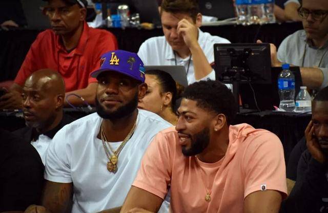 全晋旴评选出的最难缠的后卫TOP3。第3名-韩国...（全晋旴盘点最难对付的后卫TOP3：第3名-韩国...）