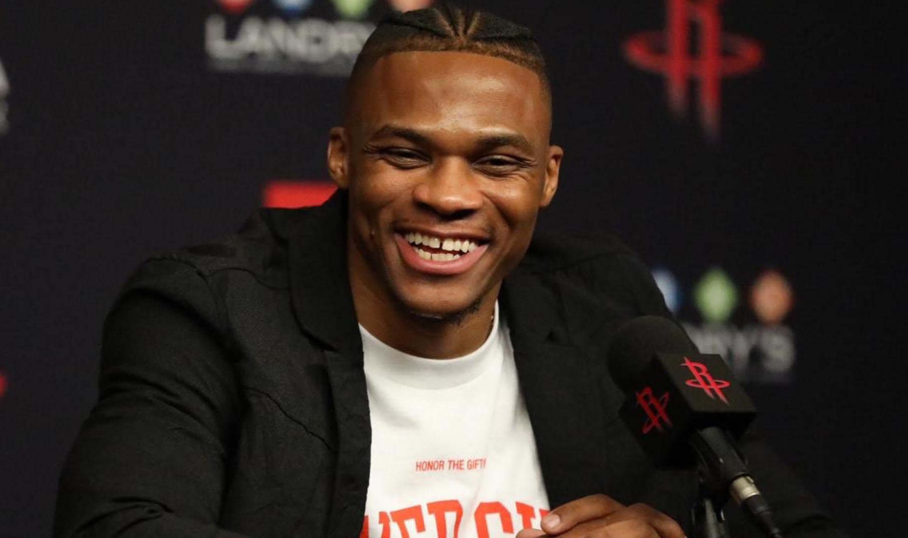 里程碑，奥巴梅扬打入职业生涯第400球（奥巴梅扬达成职业生涯400球里程碑）