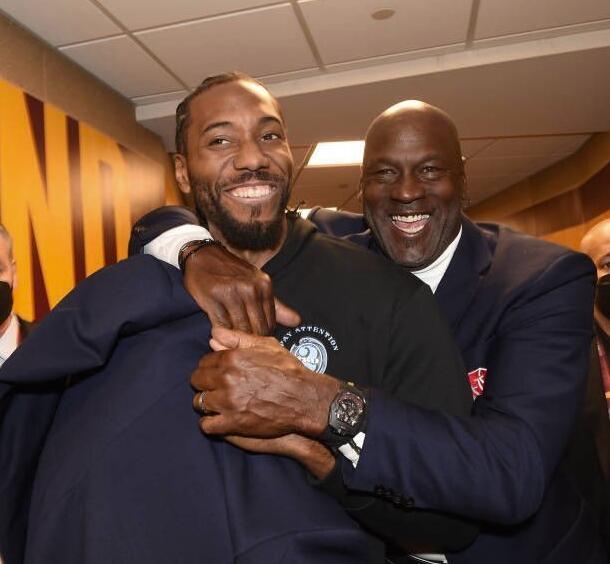 亚足联官方：中国承办2027年U20亚洲杯，比赛计划27年3月举行（亚足联确认：中国将承办2027年U20亚洲杯，赛事拟于3月开赛）