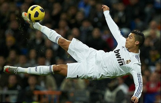 媒体人：某直播平台获得新赛季CBA版权，将直播部分场次（据媒体人消息，某直播平台已获得新赛季CBA版权，将直播部分比赛）