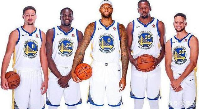 铜梁龙官方：下赛季球衣为主红客白，欢迎球迷投票27赛季球衣（铜梁龙官宣：下季球衣主红客白，27赛季款式向球迷开放投票）