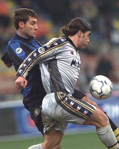 本泽马：姆巴佩需在重要时刻肩负使命，我不会在明年退役（本泽马：盼姆巴佩关键时刻挺身担当，否认明年退役）